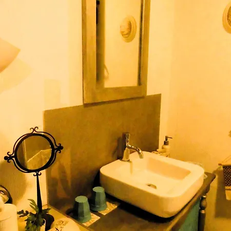 Poesie Guest house Froidchapelle