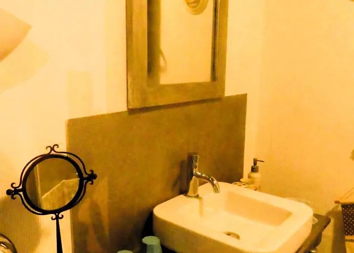 Poesie Guest house Froidchapelle